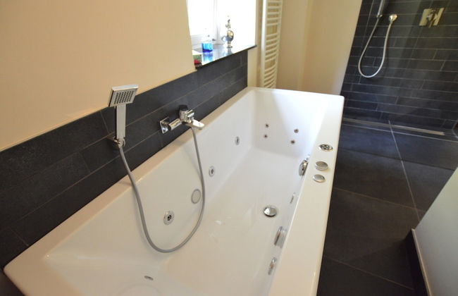 Stunning Holiday Home Near Forest in Slenaken - Foto 56