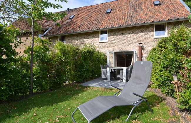 Stunning Holiday Home Near Forest in Slenaken - Foto 41