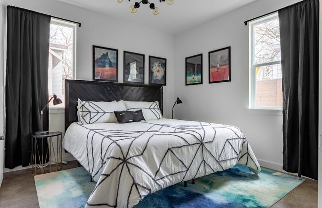 Insta-worthy Two House Corner Compound - Foto 53