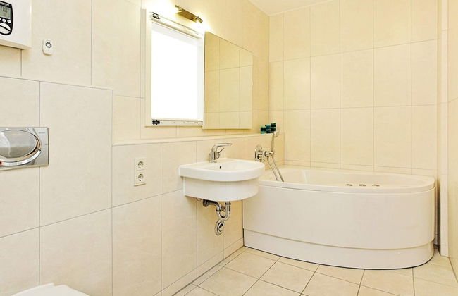 6 Person Holiday Home in Grossenbrode - Foto 17