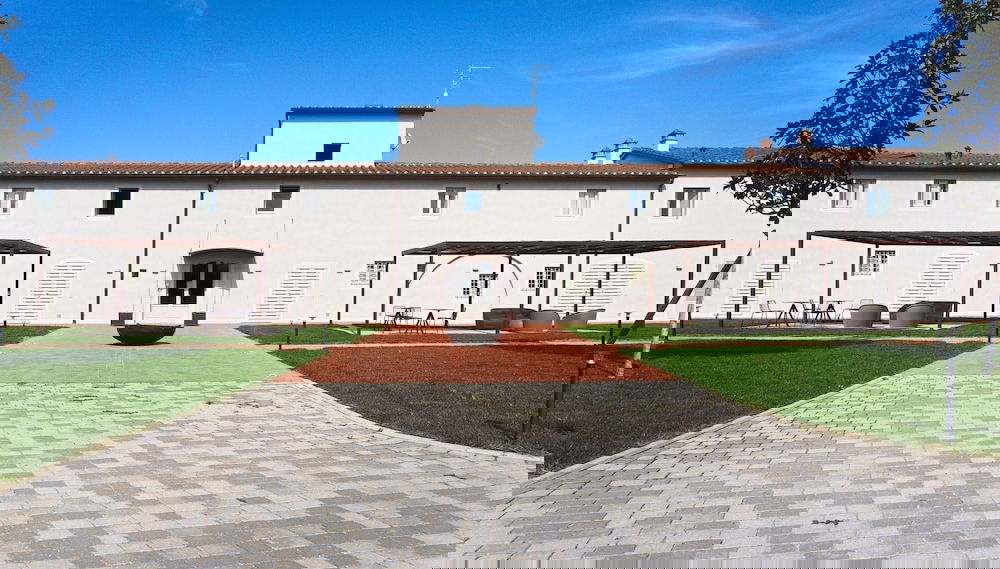 Modern Apartment in Agliana With Shared Garden - Photo 1