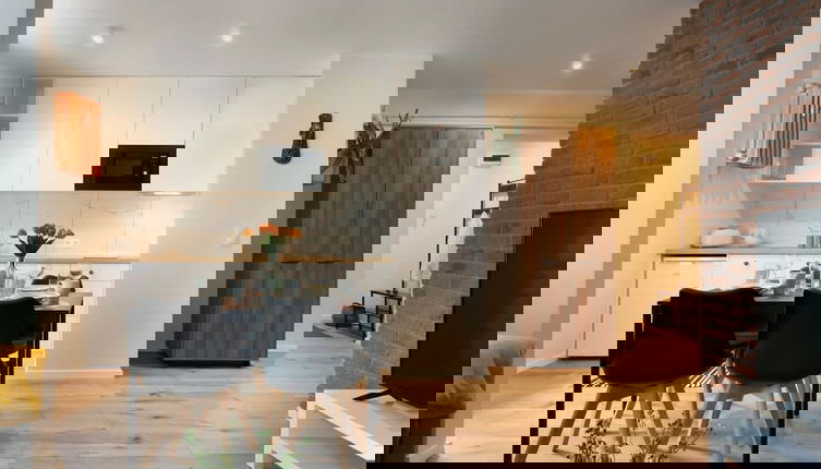 Photo 1 - Elite Apartments Rusty With Balcony Center