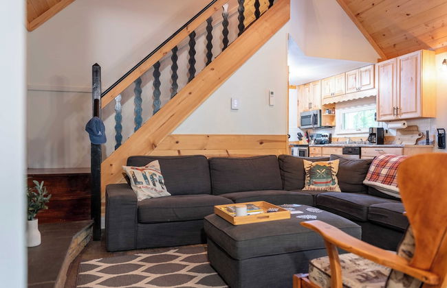 Arcade, Sports Bar, Deck Living, Fire Pit, Near the Lake! Sasa by Avantstay - Foto 8