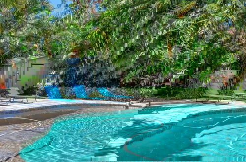 Photo 8 - Maritana Beach House Heated Pool Private Dock
