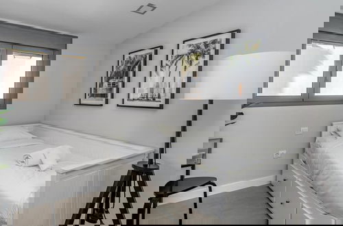 Photo 30 - Top-floor Apartment With Pool Ref 20