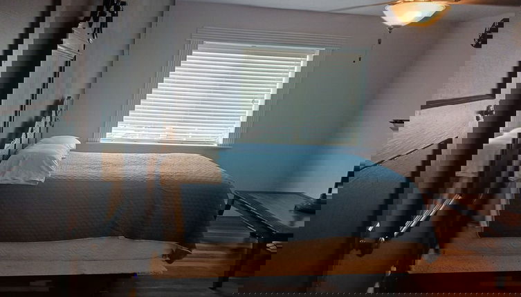 Foto 1 - VIGILANTE INN EARP