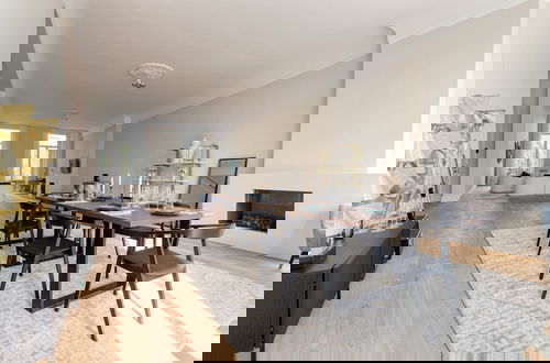 Foto 6 - Luxurious 3-Bedroom 280sqm center
