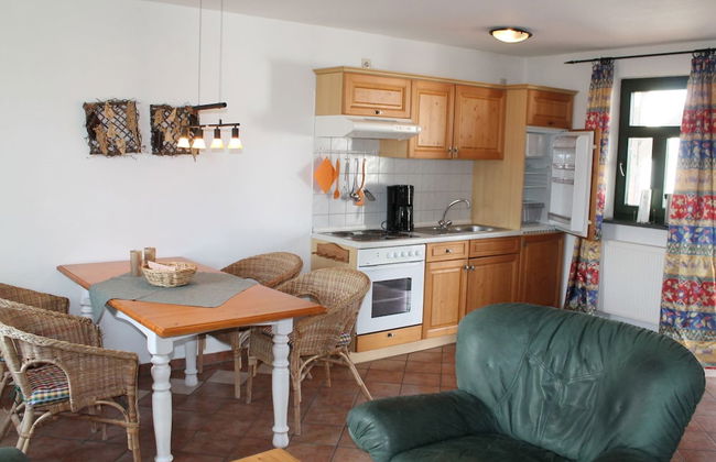 Comfortable Apartment in Quaint Holiday Village - Foto 10