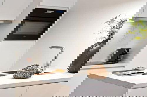 Foto 14 - Fully Equipped Apartment With Lateral sea View