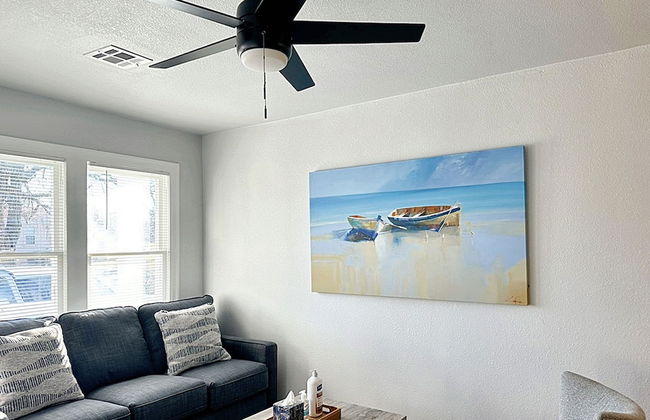 Vintage Vibes Modern Comfort 2BR for 6 Guests - Foto 6
