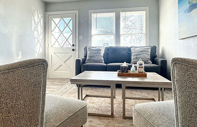 Vintage Vibes Modern Comfort 2BR for 6 Guests - Foto 5