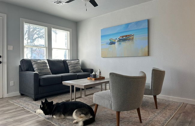 Vintage Vibes Modern Comfort 2BR for 6 Guests - Foto 8