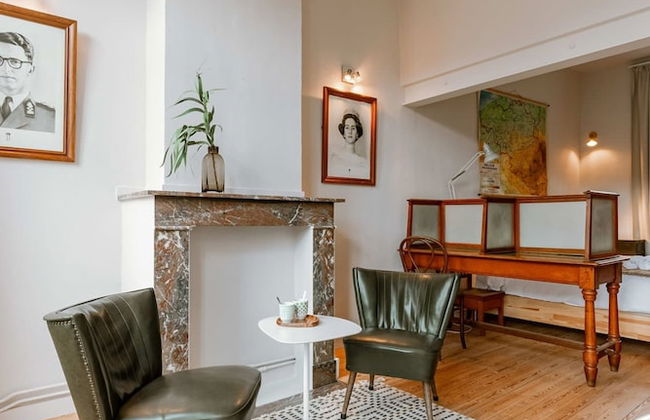 Charming Mansion in Vibrant Antwerp - Photo 70