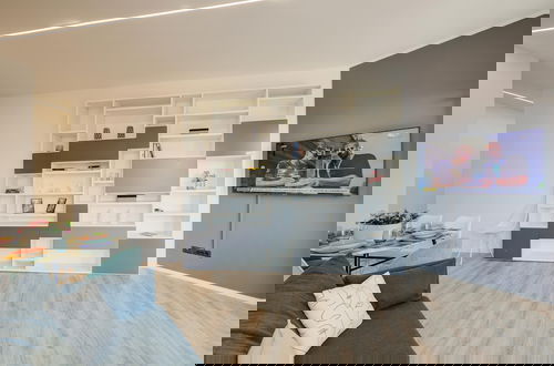 Photo 5 - Modern Apartment in Arona