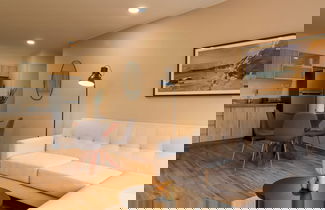 Photo 1 - w Extraordinary 2BR w Balcony in Miraflores