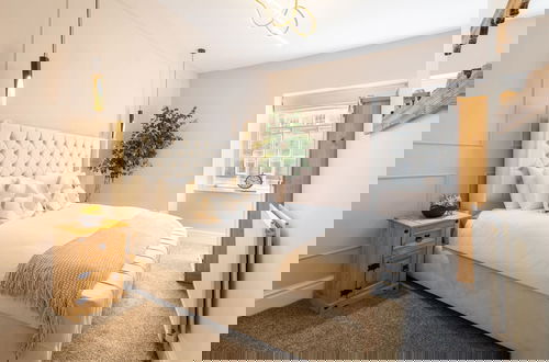Foto 1 - Host Stay Yule House
