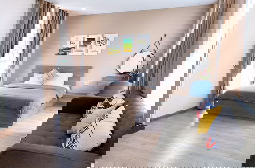 Photo 10 - Lavini House