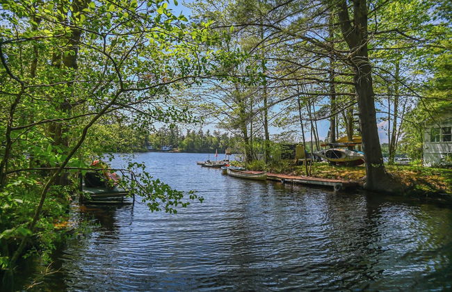 Cottage by the Pond The Perfect Cozy Escape! - Foto 14