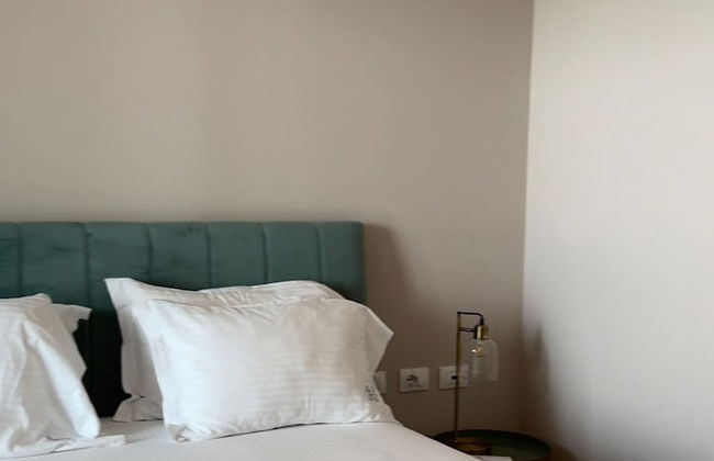AZAR LUXURY SUITES - Photo 36