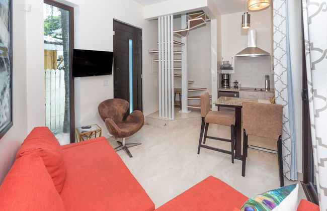 Bella Luna Beach House #64708 - Photo 11