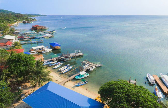 Bella Luna Beach House #64708 - Photo 23