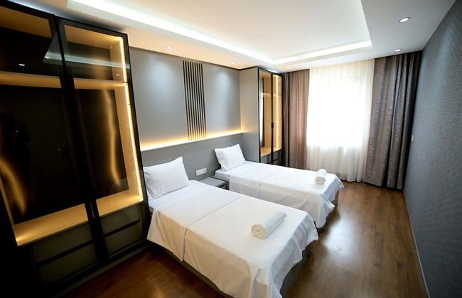 Flower City Suits - Foto 4