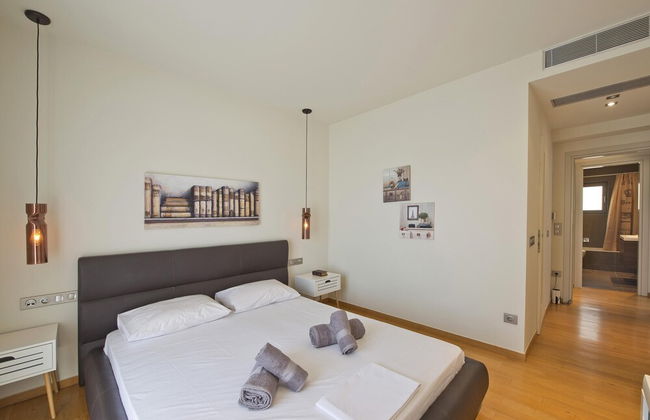 Vari Views in Vari With 3 Bedrooms and 3 Bathrooms - Foto 4