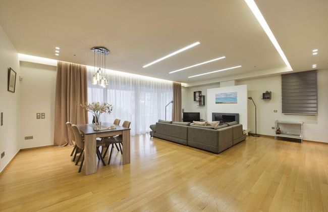 Vari Views in Vari With 3 Bedrooms and 3 Bathrooms - Foto 2