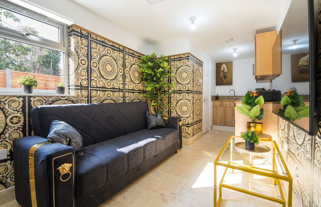 Luxury Versace 1 Bed, Hot Tub, Pool Table, Sky Tv - Foto 13