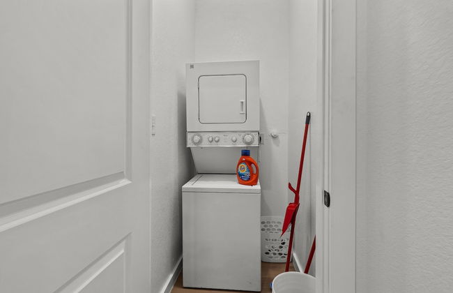 Brand New! Relax at 3br/2ba Apt. Near City Center - Photo 14
