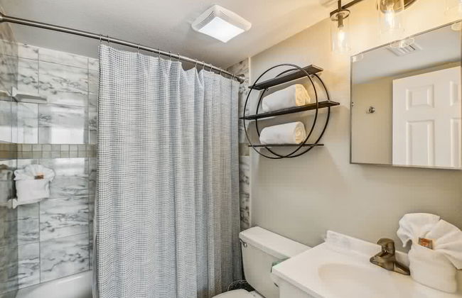Southbay 55 is 2 Bedroom on the lake with short walk to beach by RedAwning - Photo 19
