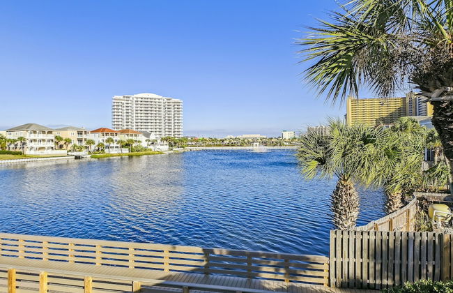 Southbay 55 is 2 Bedroom on the lake with short walk to beach by RedAwning - Photo 56