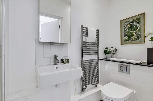 Foto 16 - Vibrant 2-bed Flat: Acton's Best Stay