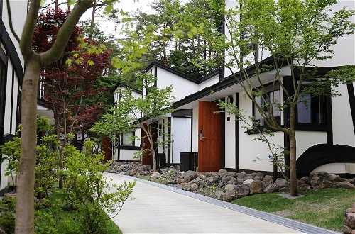 Photo 2 - Glamping Villa HANZ Kawaguchiko