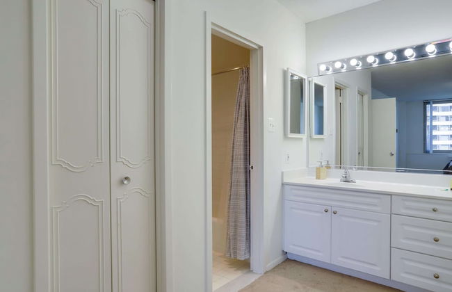 Fantastic Condo with Gym in Crystal City - Foto 29