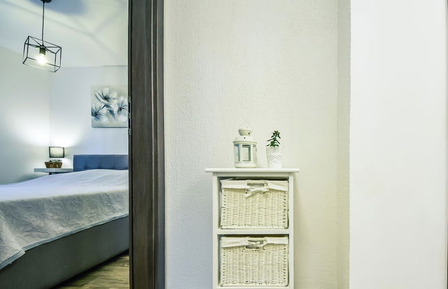 Apartamento de 3 quartos em Biograd na Moru com piscina e jardim - Foto 8