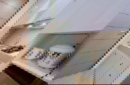 Foto 8 - Warm And Simply Studio Room Vida View Makassar Apartment
