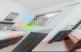 Photo 3 - Tranquil 2BR 2BA in Gated Community Great Location