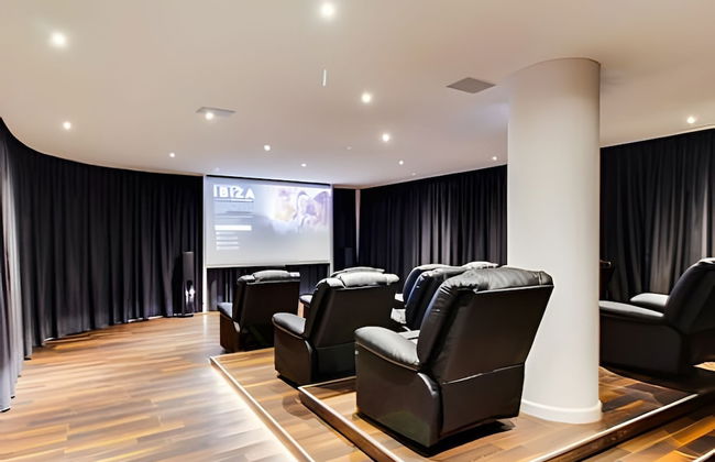 Oceana Suites Isabel - Photo 57