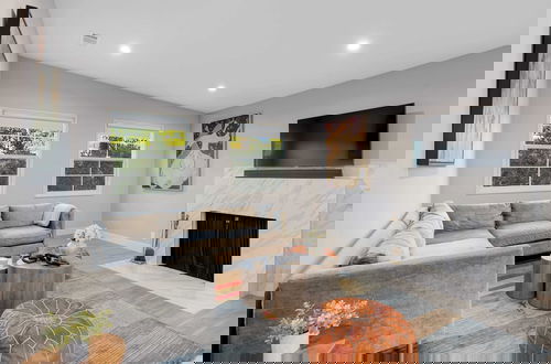 Foto 6 - Fulton I by Avantstay Modern Haven in Downtown