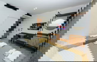 Photo 2 - Kevin's Aparthotel