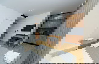 Photo 3 - Kevin's Aparthotel