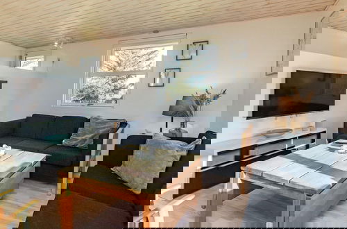 Foto 7 - 4 Person Holiday Home in Hals