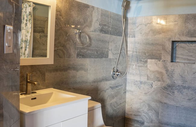 Hugo's Rental - Foto 47