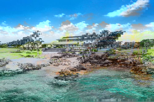 Foto 57 - Luxurious 12-bedroom Oceanfront Villa With Private Chef Butler Private Beach in Casa de Campo Resort