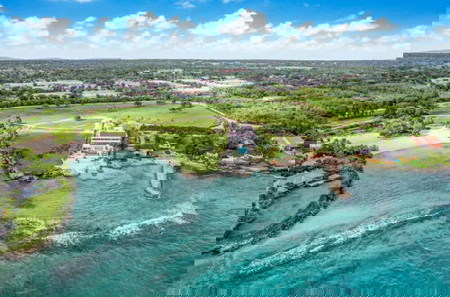Foto 7 - Luxurious 12-bedroom Oceanfront Villa With Private Chef Butler Private Beach in Casa de Campo Resort