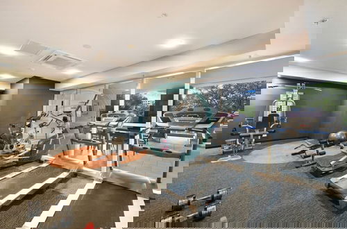 Photo 34 - Zen Luxury 2-story Penthouse in CBD Mindal Markets