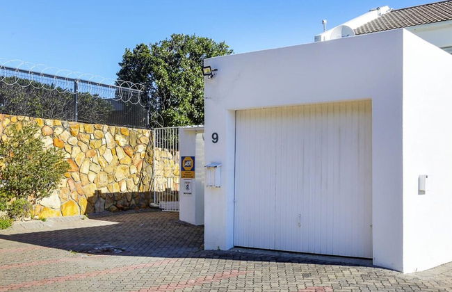 Home Away From Home w Ocean Views Pool The Kestrel - Foto 21