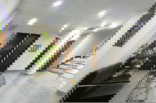 Foto 10 - Cyber Retreat 1bhk With Gym and Balcony