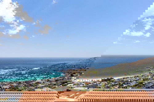 Foto 5 - Camps Bay Nest - Townhouse With Ocean Views
